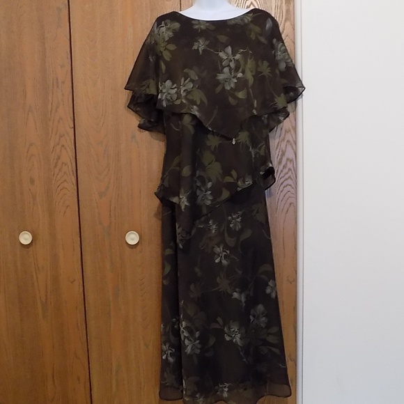 Coldwater Creek Dresses & Skirts - Cold Water Creek Skirt set Women's 10 Green Floral